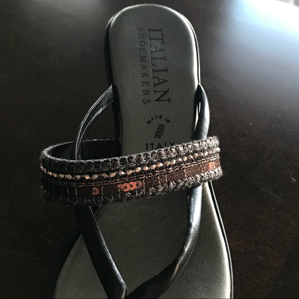 Italian Shoemakers Sandal Size 8. Never Worn